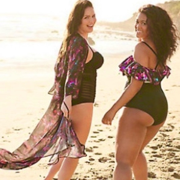 Torrid Swimsuit Tropical Off Shoulder Plus Size 3X Ruched Flounce Sexy Black - Picture 13 of 15